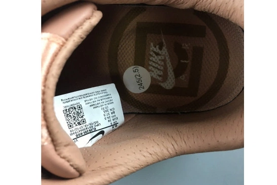 Air Gold Low  Force Clot Silk Rose CJ5290-600 1 0827